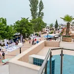 شقة Deluxe Gallery 2 *