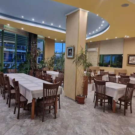 Deluxe Gallery 2 Apartment