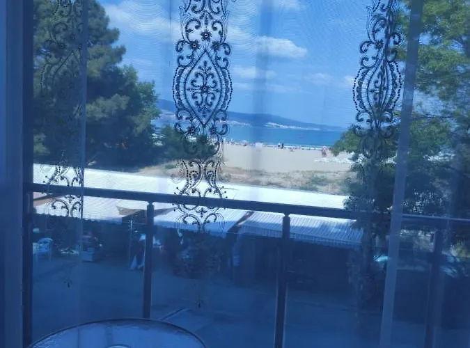 Apartman Deluxe Gallery 2 *