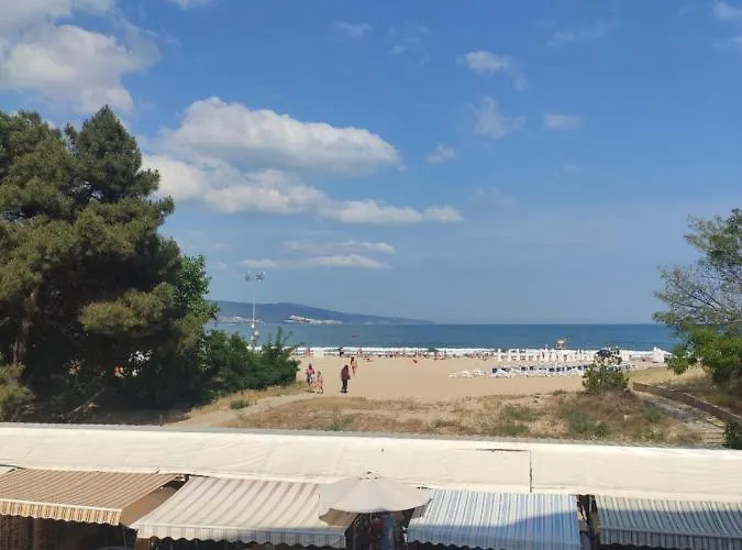 Deluxe Gallery 2 * Napospart