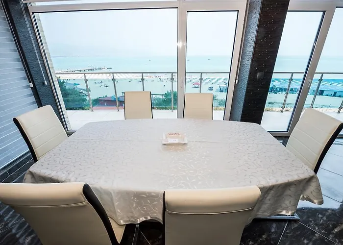 Deluxe Gallery 2 Apartman Napospart