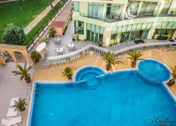 Deluxe Gallery 2 Apartman Napospart