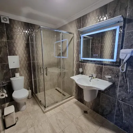 Deluxe Gallery 2 * Sunny Beach